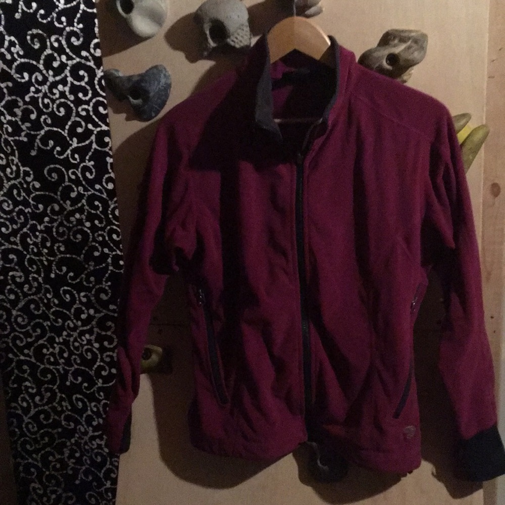 Mountain Hardwear mid-layer fleece jacket